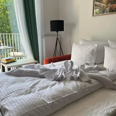 Port M.r Apartment